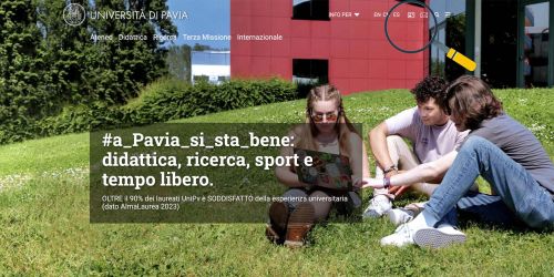 Lente di ingrandimento che evidenzia icona della rubrica (Immagine della lente di rawpixel.com su Freepik)