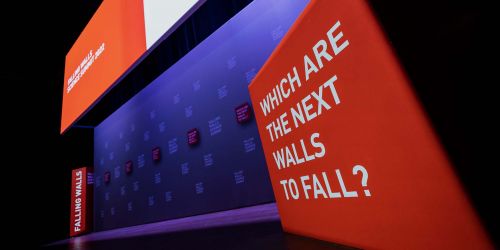 Immagine del palco del Summit "Falling Walls"