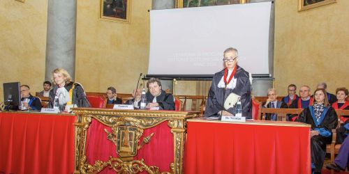 Tavolo dei relatori alla Cerimonia di consegna dei dottorati di ricerca 2024