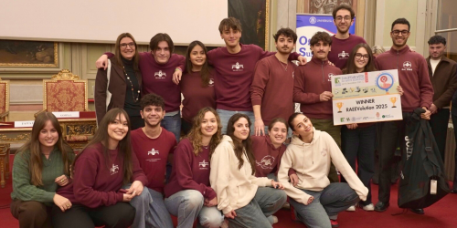 Gli studenti e le studentesse del Collegio Valla, primi classificati.