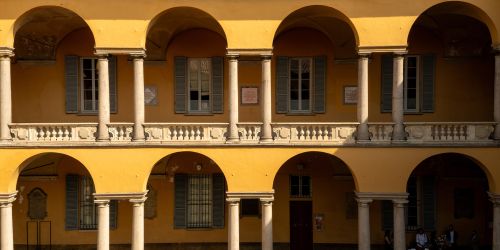 Dettaglio cortile architettura