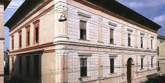 Palazzo Raimondi a Cremona, facciata