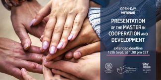 Mani sovrapposte con titolo del Master