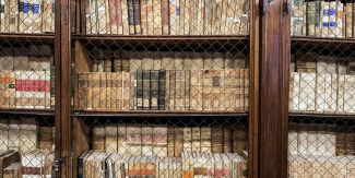 Biblioteca Universitaria Scaffalature