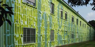 IN.SEME opera murale di Ivan Tresoldi all'interno dello spazio Horti del Collegio Borromeo