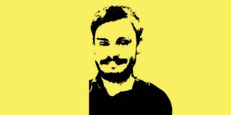 Sagoma Giulio Regeni su fondo giallo
