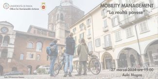 Copertina evento "Mobility Management" raffigurante tre ragazzi con le biciclette in piazza Duomo a Pavia