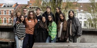 Le studentesse e gli studenti dell'Università di Pavia che hanno partecipato alla Spring School SEPPI, con la prof.ssa Enrica Chiappero