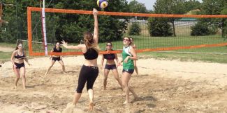 Partita di beach volley presso CUS Pavia