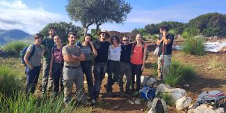 Foto del gruppo di lavoro della seconda campagna di scavo a Fondi (LT) in località ‘Pianara’