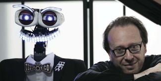 Robot Teotronico e Roberto Prosseda