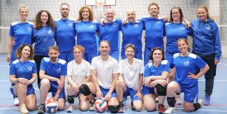 La squadra di volley del CRAL Ateneo Pavia