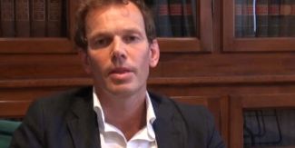 Il prof. Axel Berkofsky