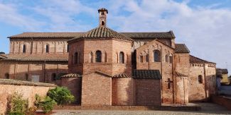 Basilica di Lomello, esterno