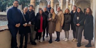 Foto di gruppo dei partecipanti internazionali del Progetto DIEM con lo staff UniPv ed ESN