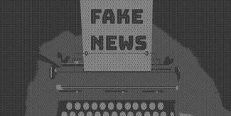 Macchina da scrivere da cui esce foglio con la scritta "Fake news"