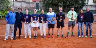 I Premiati del I Torneo Amatoriale di Tennis al Collegio Lorenzo Valla
