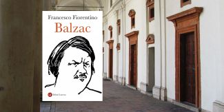 Copertina del libro "Balzac", sullo sfondo porticato del Collegio Borromeo
