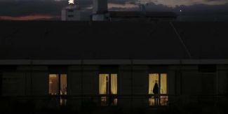 Fotogramma dal film "Un altro domani"