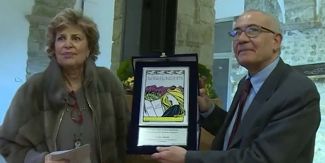 Consegna della targa al prof. Valerio Marotta