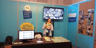 Martina Schembri allo stand di "Science is Wonderful!" 2026