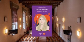 Copertina del libro "Io la romanina", sullo sfondo l'interno dell'aula del '400