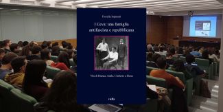 Copertina del libro "I Ceva. Una famiglia antifascista e repubblicana", sullo sfondo l'Aula conferenze del Collegio Nuovo