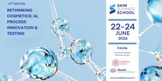 Copertina per la 14ª edizione della Skin Summer School a Pavia, 22-24 giugno 2026. Il tema è "Rethinking Cosmetics: AI, Process Innovation & Testing", con immagine di molecole su sfondo azzurro. Include loghi dell'Università di Pavia e del Master Scienze Cosmetologiche.