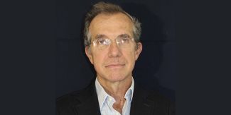 Il prof. Ferdinando Auricchio