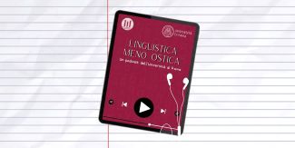 Tablet con il titolo del podcast. Presenti loghi UniPv e sezione di Linguistica. Sullo sfondo righe di un quaderno