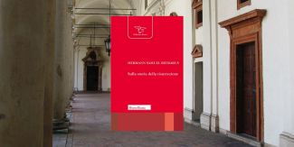 Copertina del libro "Sulla storia della risurrezione", sullo sfondo porticato del Collegio Borromeo