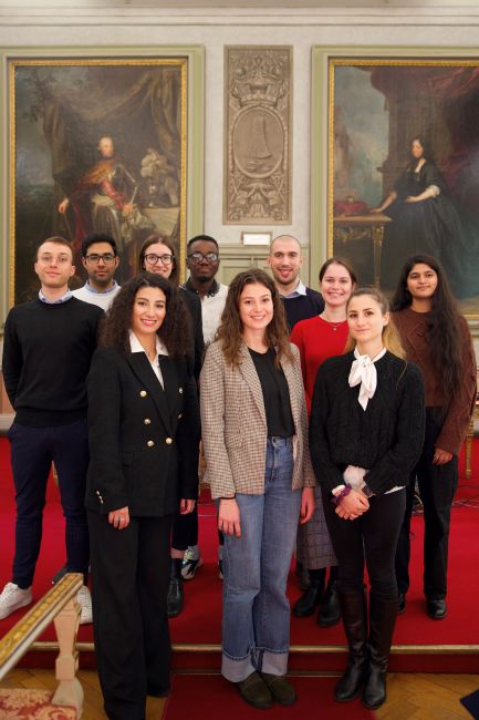 Un momento dell'incontro di presentazione delle borse di studio della Fondazione Dompé