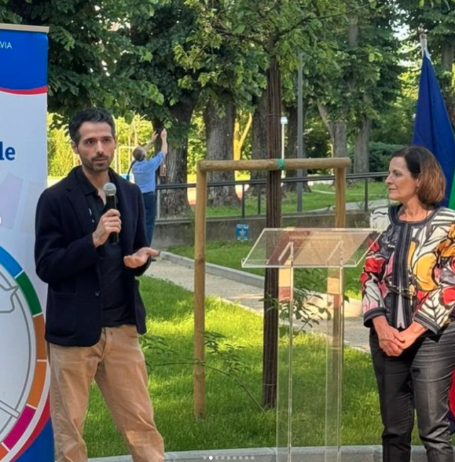 Intervento di Luca Correale durante la tappa 1 presso gli Istituti medico biologici di via Forlanini.