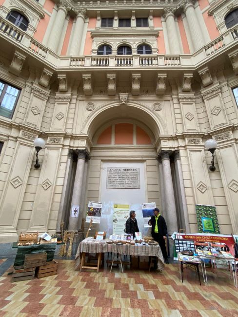 Stand alla mostra mercato "Se mi mangi mi conservi"