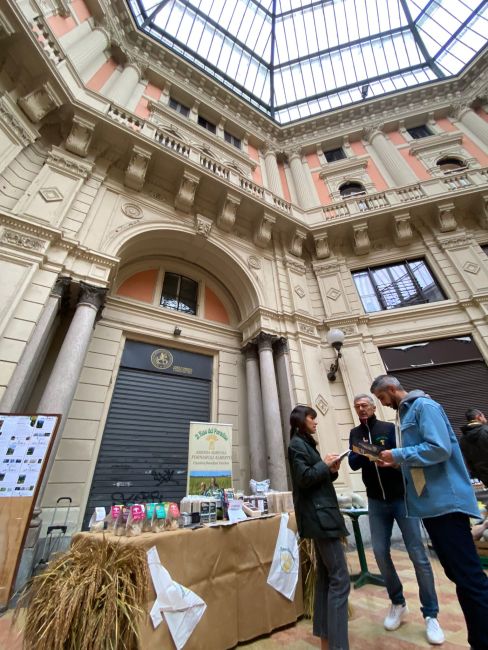 Stand alla mostra mercato "Se mi mangi mi conservi"