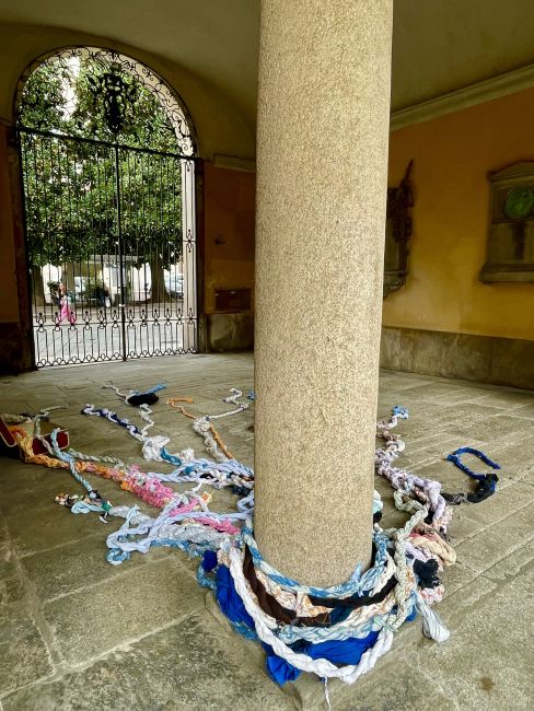 Esposizione "Rea (anti)monumentale: Azioni tra città e Oltrepò rurale" presso i cortili UniPv