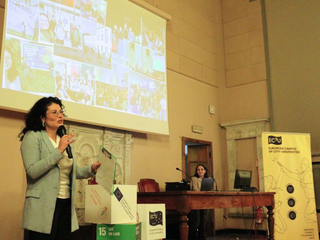 Giulia Falchi durante l'evento EC2U del 19 dicembre 2024 in Aula Disegno