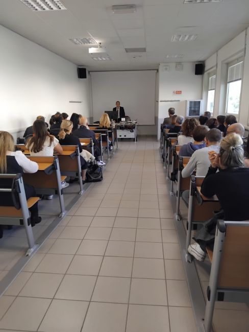 L’aula con il pubblico che ha partecipato al convegno sul tema della medicina in ambiente ostile.
