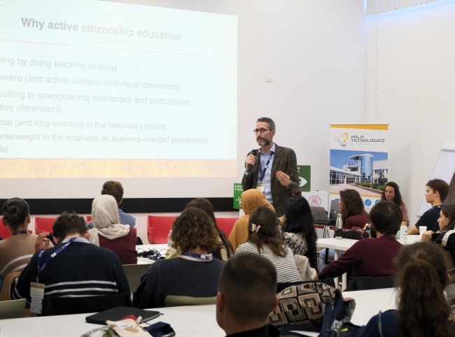 Lectio magistralis del prof. Francesco Costamagna