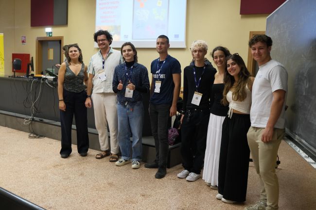 Poster session: i gruppi presentano le learning opportunities costruite insieme
