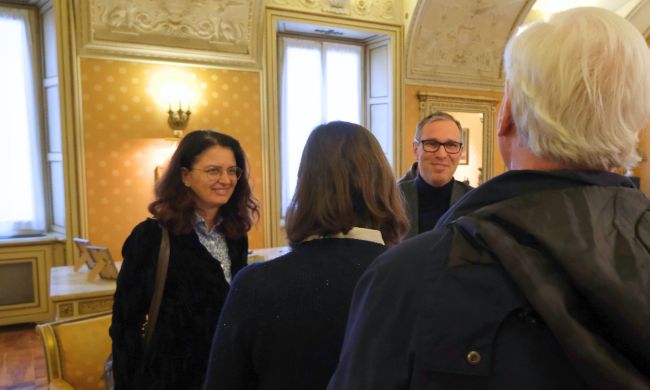 La delegata Carola Ricci e il Rettore ringraziano la coppia di donatori