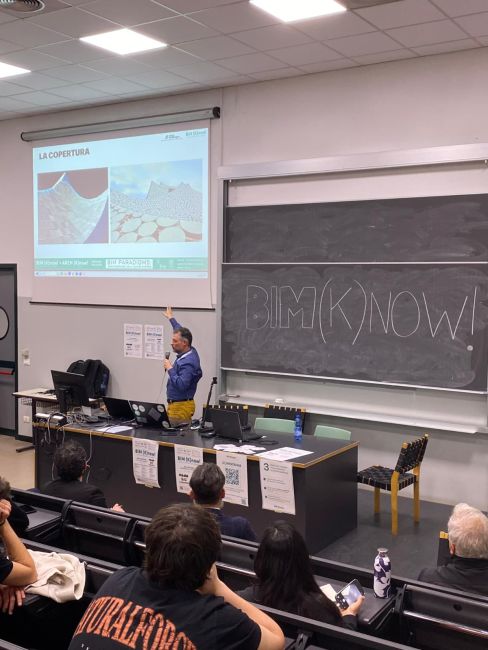 Giovanni Guccina spiega la copertura dell'Elbphilharmonie