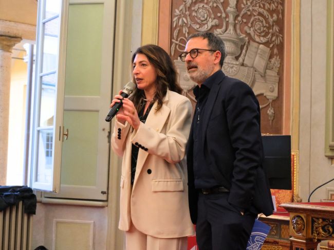 Councilor Alessandra Fuccillo and Prorector Cesare Zizza welcoming the audience