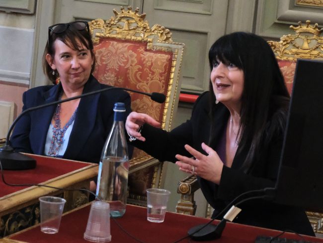 Prof. Rossella Nappi talking about women's lifelong well-being