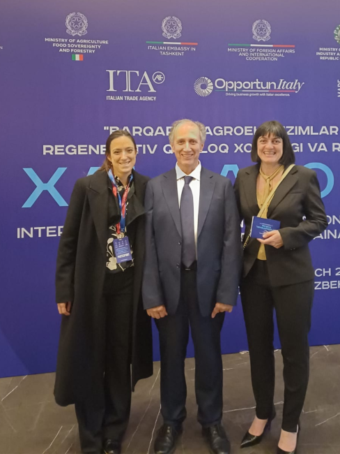 The UniPv delegation at the Italia-Turkmenistan Forum: Researcher Giulia Franzoni, Professor Graziano Rossi and UniPv International Relations representative Elena Fontana.