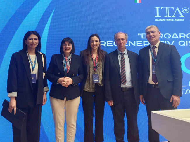 UniPv delegation meets Scientific Research Institute of Vegetable Melon crops and Potato representatives.