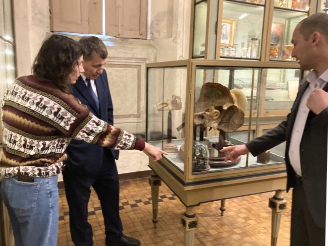 The KIUT delegation visiting the Museum of History in UniPv