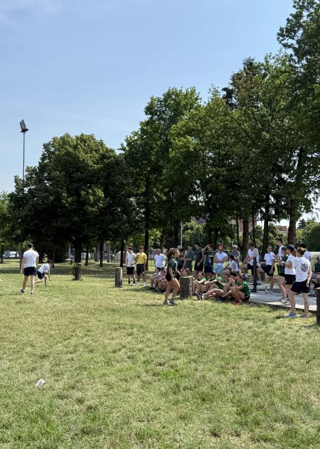 Gli studenti e le studentesse impegnati nella "UniCup"