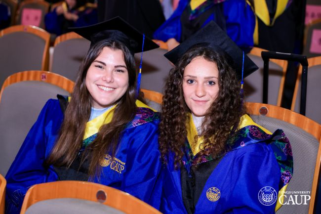 Due delle laureate del Double Master's Degree Programme in Building Engineering and Architecture