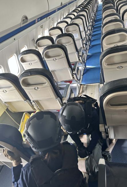 Esercitazioni mediche sull'aeromobile di linea